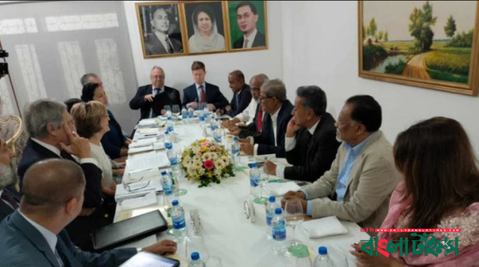 বিদেশিরা সার্বক্ষণিক নজরে রাখছে, অ্যাকশন নিচ্ছে: আমীর খসরু